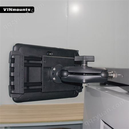 VINmounts®带5/16”18x0.75”螺纹柱-C尺寸（1.5英寸球头支架）